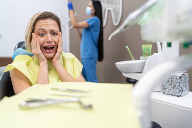 Best Weekend Emergency Dentist in Brownstown, PA
